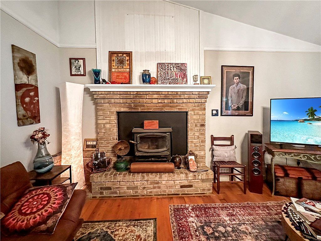 10 Rose Ln Marshall, IL 62441 - Thumbnail 4