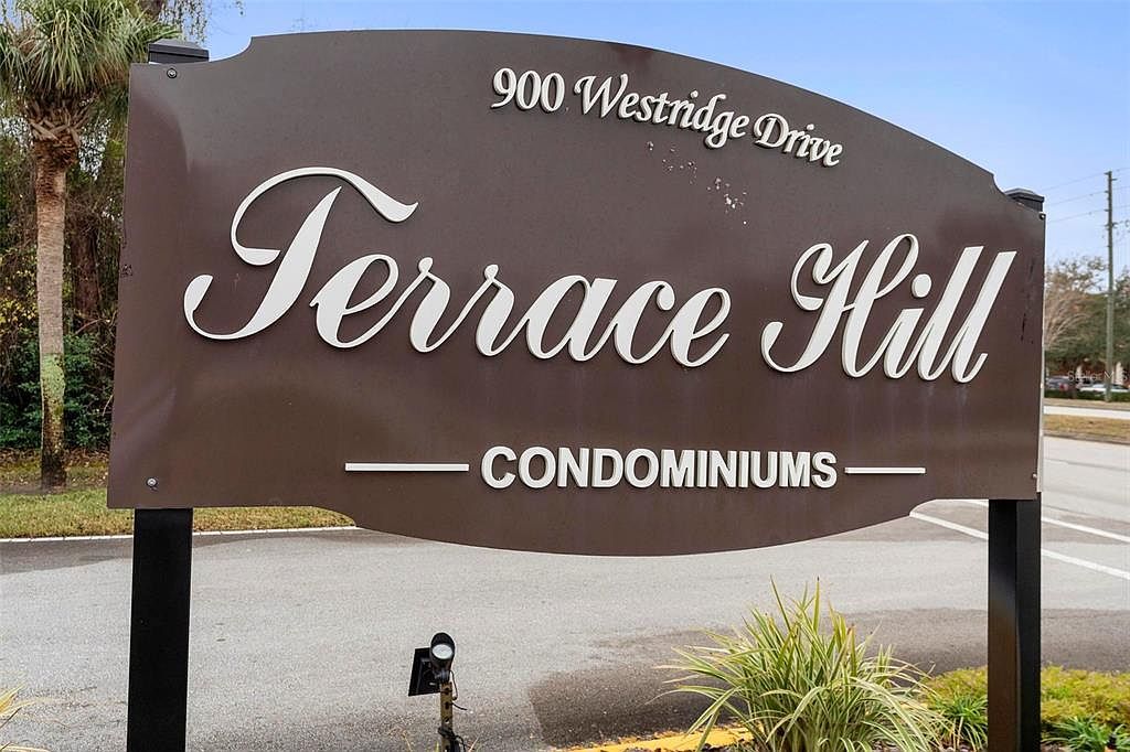 245 Terrace Hill Blvd #1E Debary, FL 32713 - Thumbnail 4