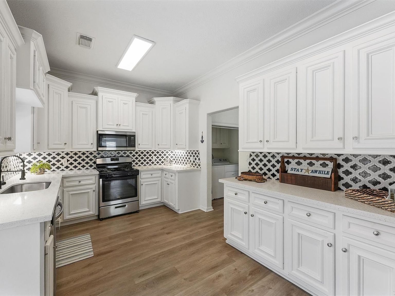 3024 Avenue R 1/2 Galveston, TX 77550 - Thumbnail 4