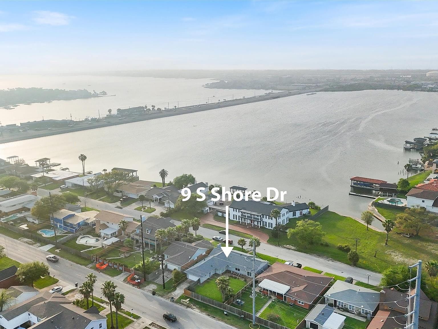 9 S Shore Dr Galveston, TX 77551 - Thumbnail 4