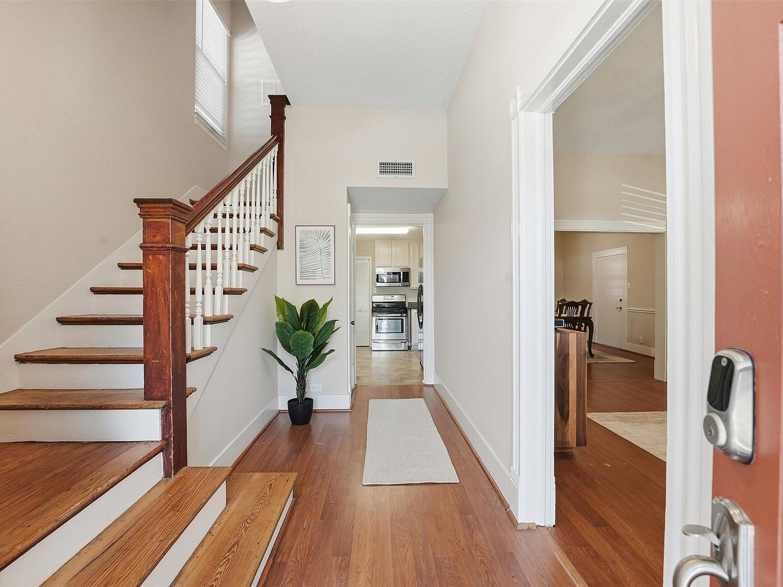 1814 22nd St Galveston, TX 77550 - Thumbnail 4