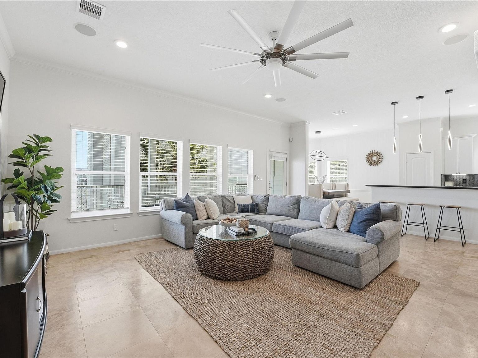 4010 Shallow Reef Galveston, TX 77554 - Thumbnail 4