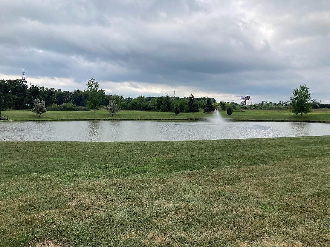 7680 Williams St Merrillville, IN 46410 - Thumbnail 4