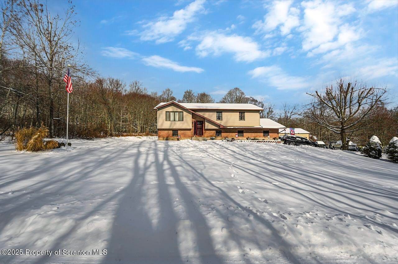 42 Davis St Spring Brook Township, PA 18444 - Thumbnail 4