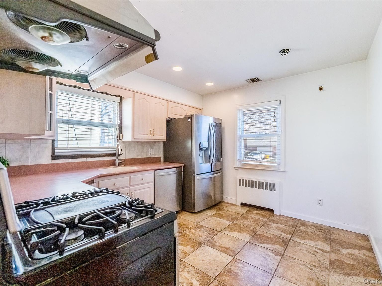 567 Oxford Rd Cedarhurst, NY 11516 - Thumbnail 4