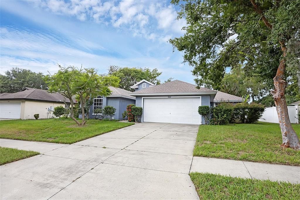 4970 Abaco Dr Tavares, FL 32778 - Thumbnail 4