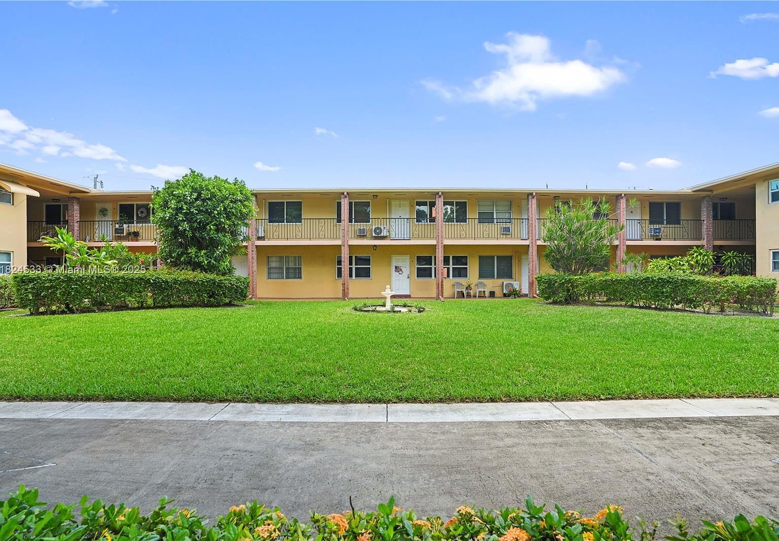 3600 Harrison St APT 16B Hollywood, FL 33021 - Thumbnail 4