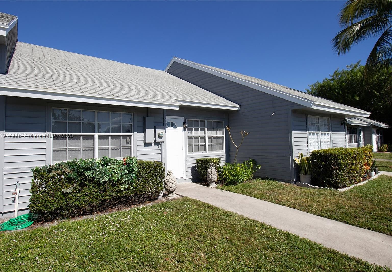 7131 Tam Oshanter Blvd North Lauderdale, FL 33068 - Thumbnail 4