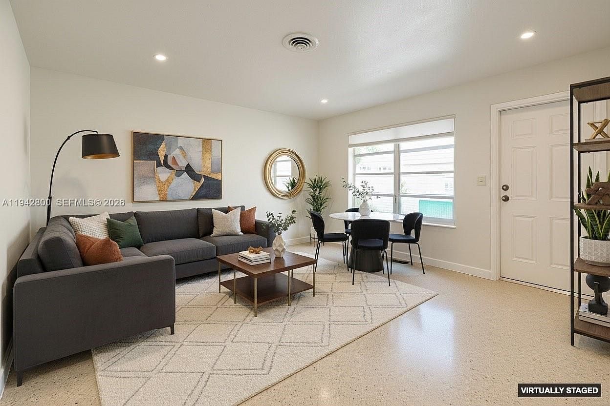 2441 NW 9th Ter Wilton Manors, FL 33311 - Thumbnail 4