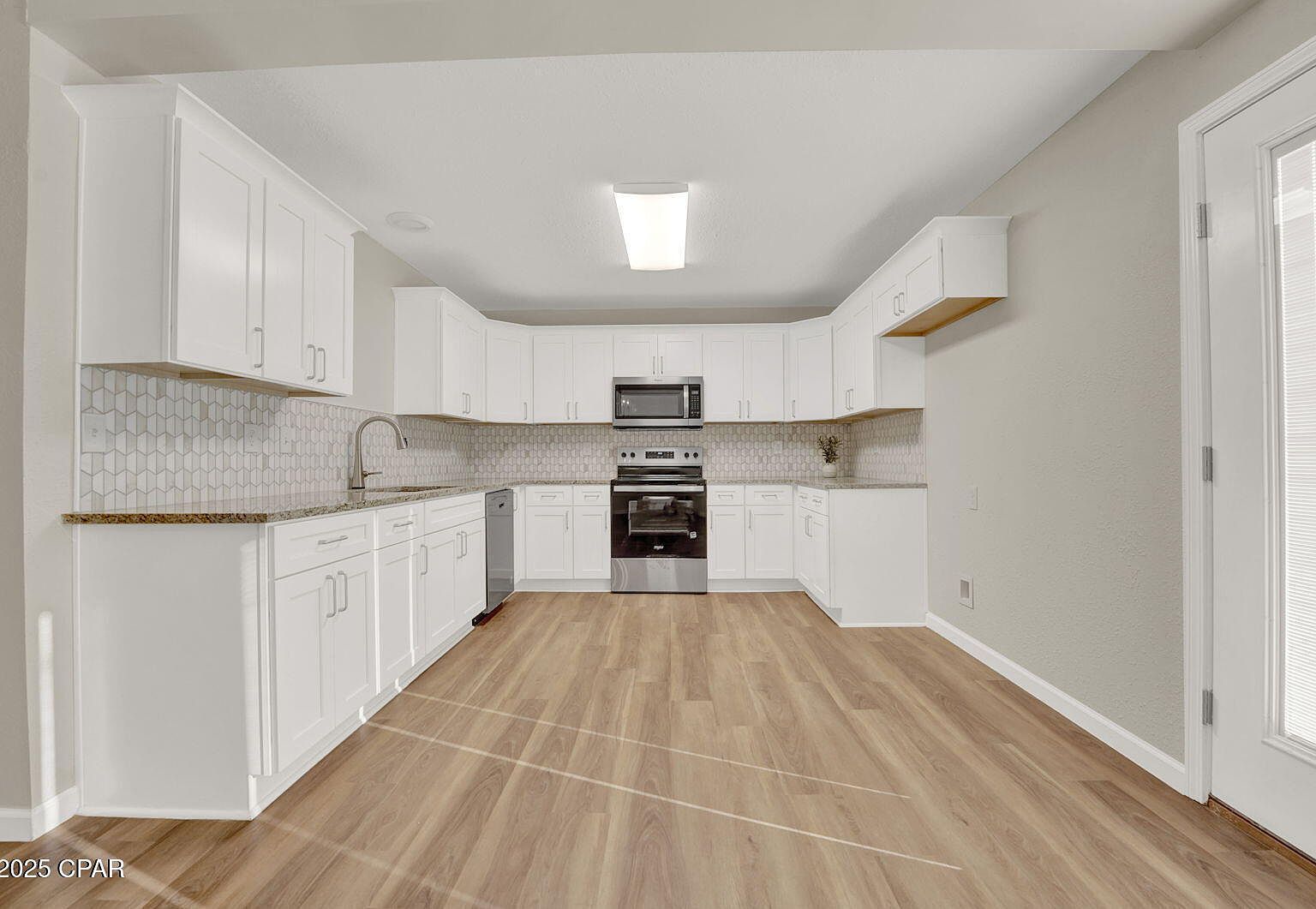 537 N 11th St Panama City, FL 32404 - Thumbnail 4