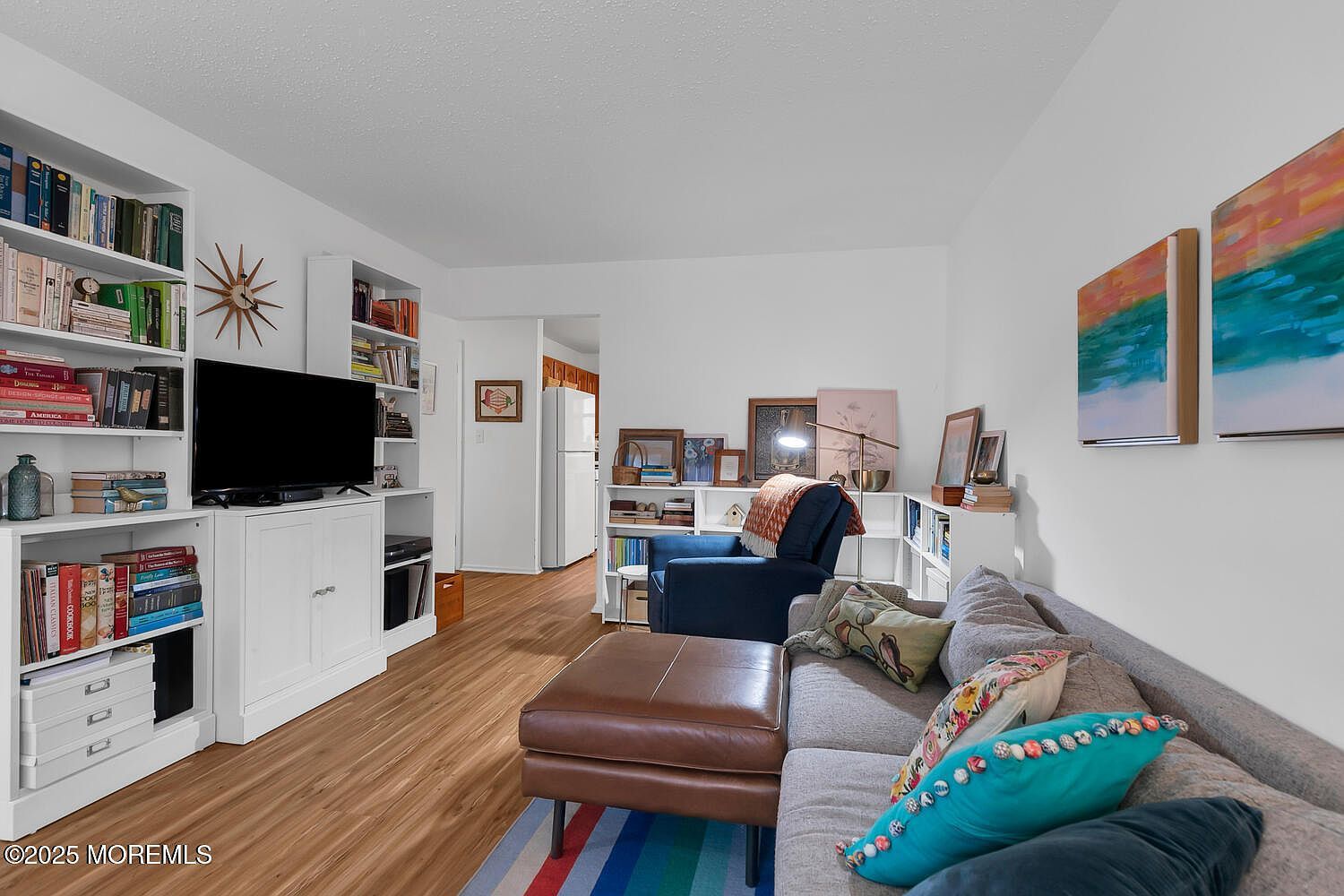 53 Farnworth Close Freehold, NJ 07728 - Thumbnail 4