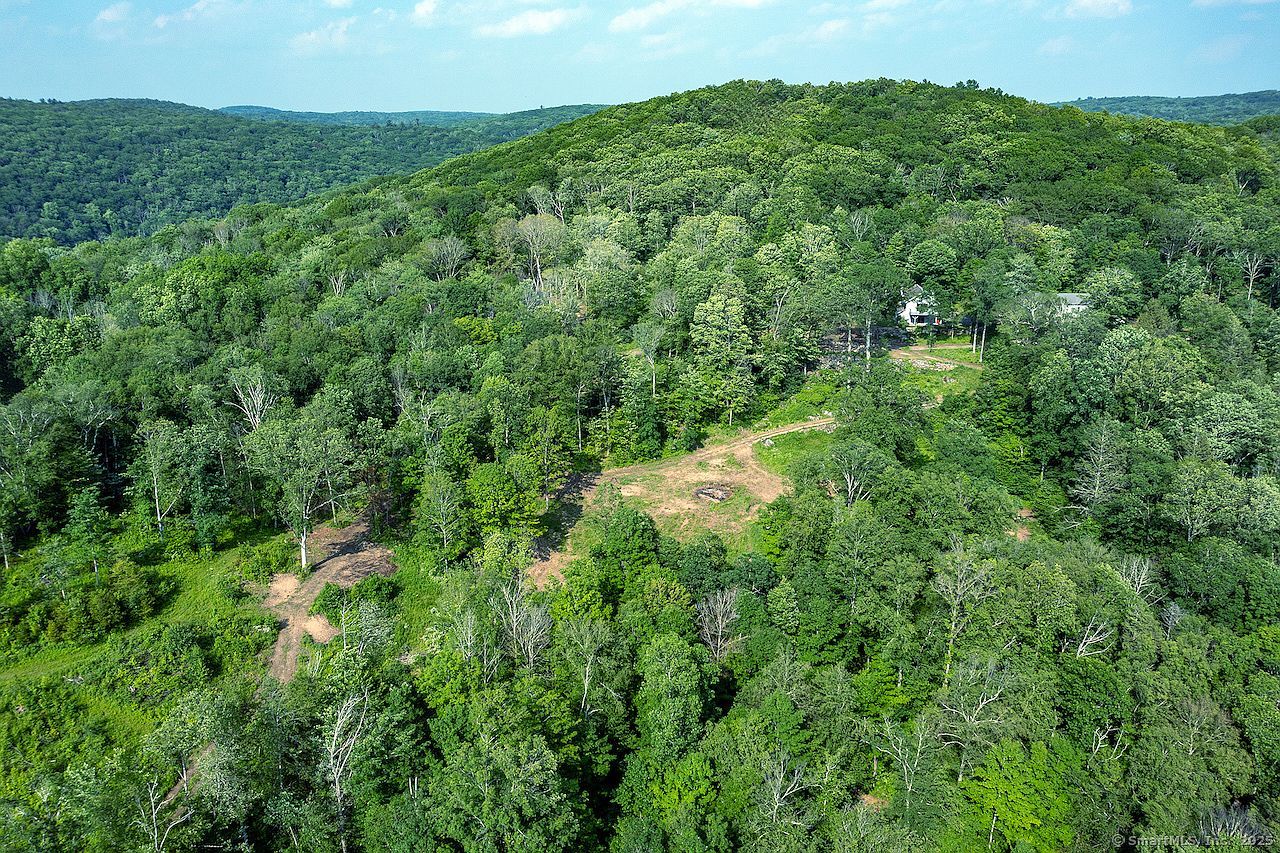 178 Carter Rd Warren, CT 06754 - Thumbnail 4