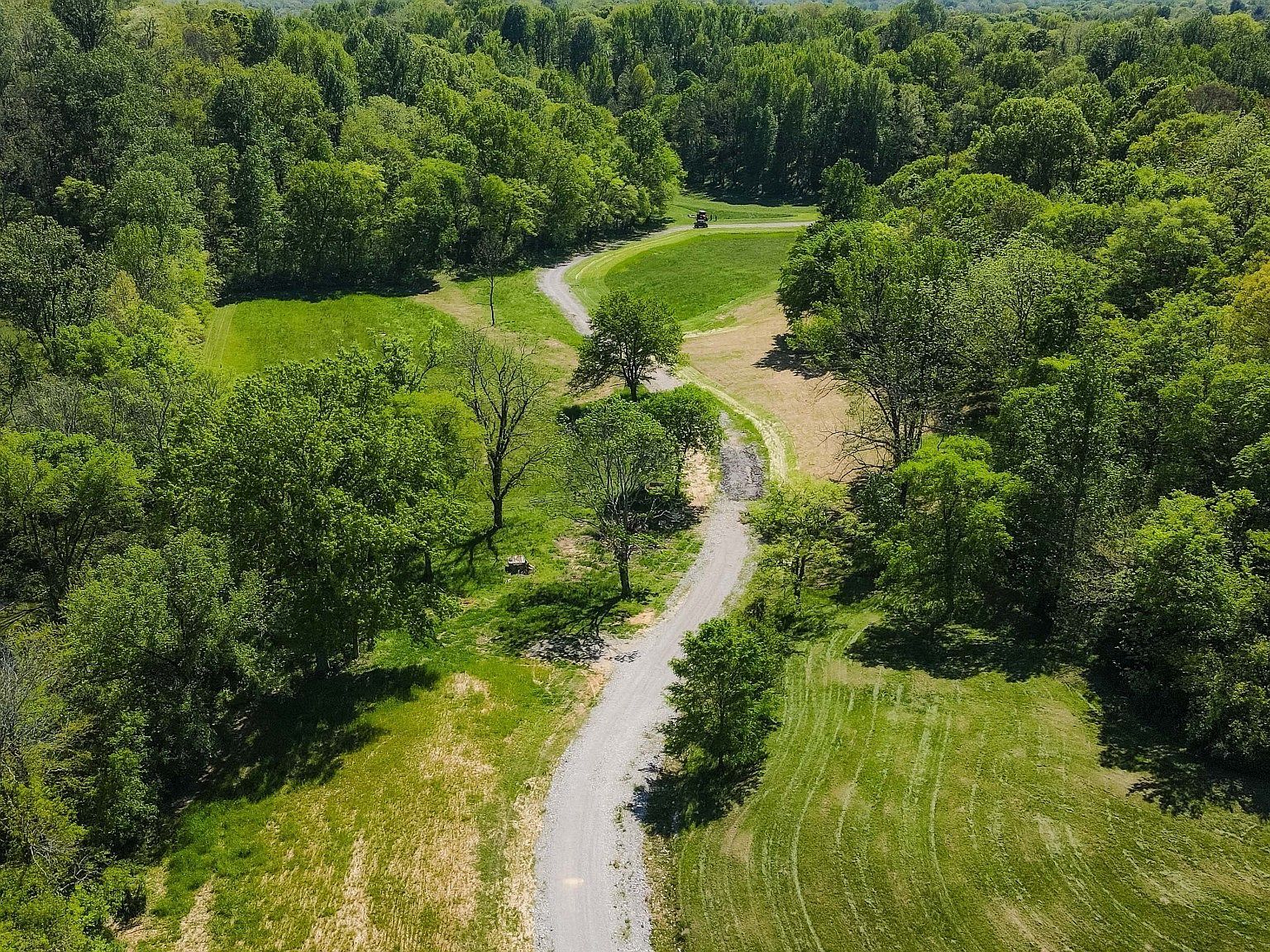 6459 Peytonsville Arno Rd College Grove, TN 37046 - Thumbnail 4