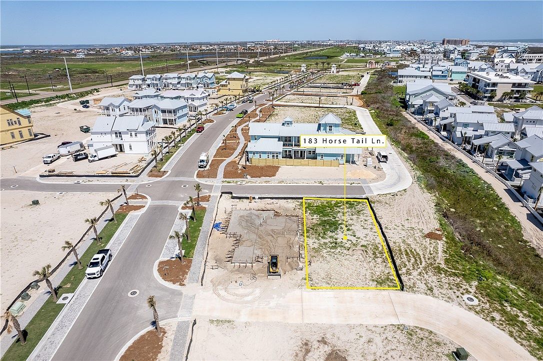 183 Horse Tail Ln #6B Pt Aransas, TX 78373 - Thumbnail 4