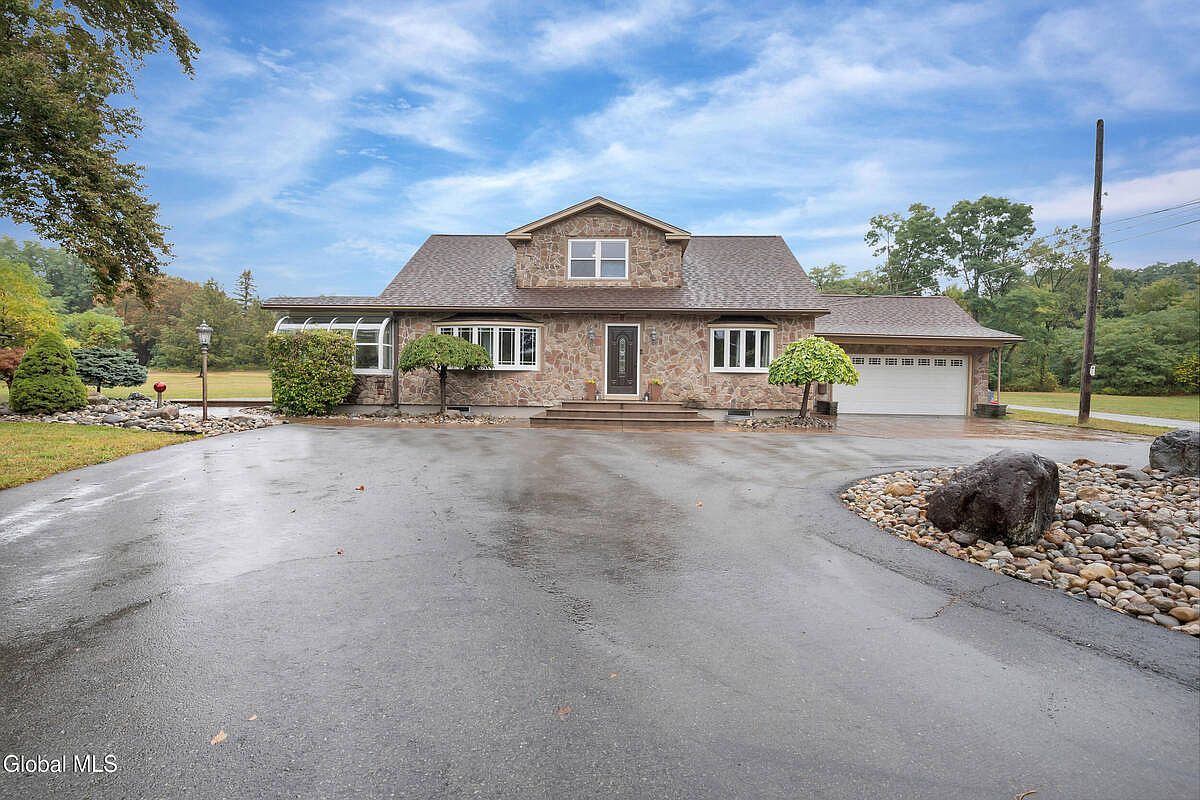 200 Maeotsa Ln Guilderland, NY 12009 - Thumbnail 4