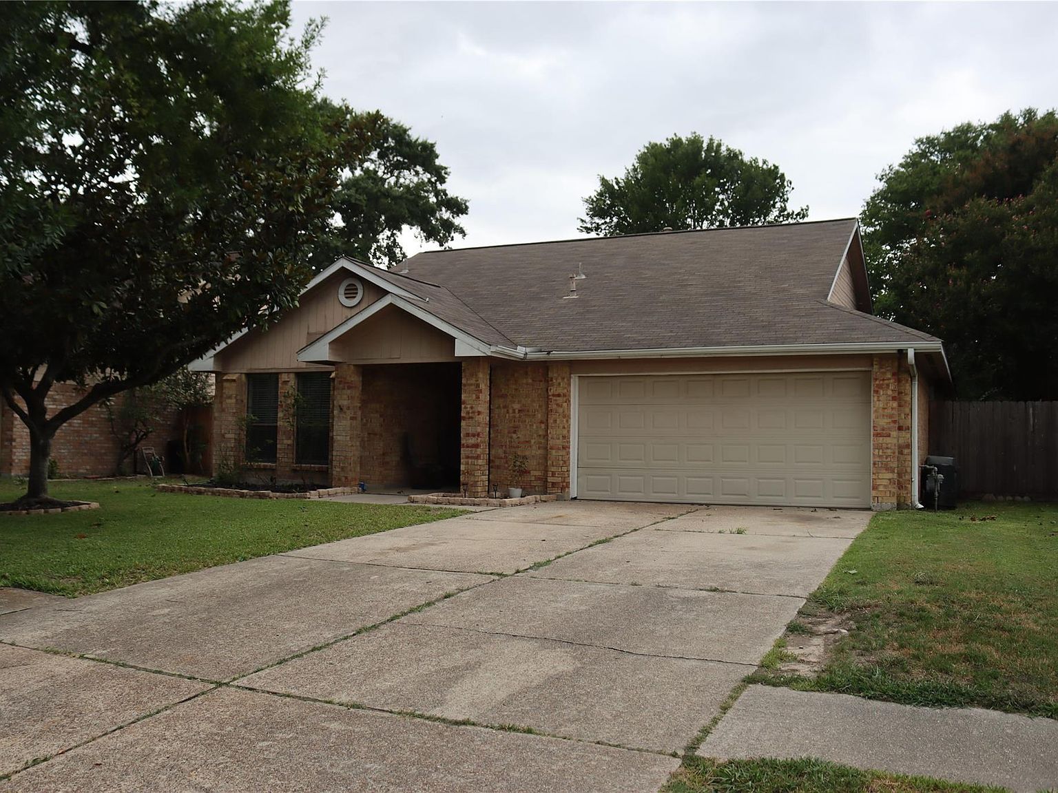 10302 Wayward Wind Ln Houston, TX 77064 - Thumbnail 4