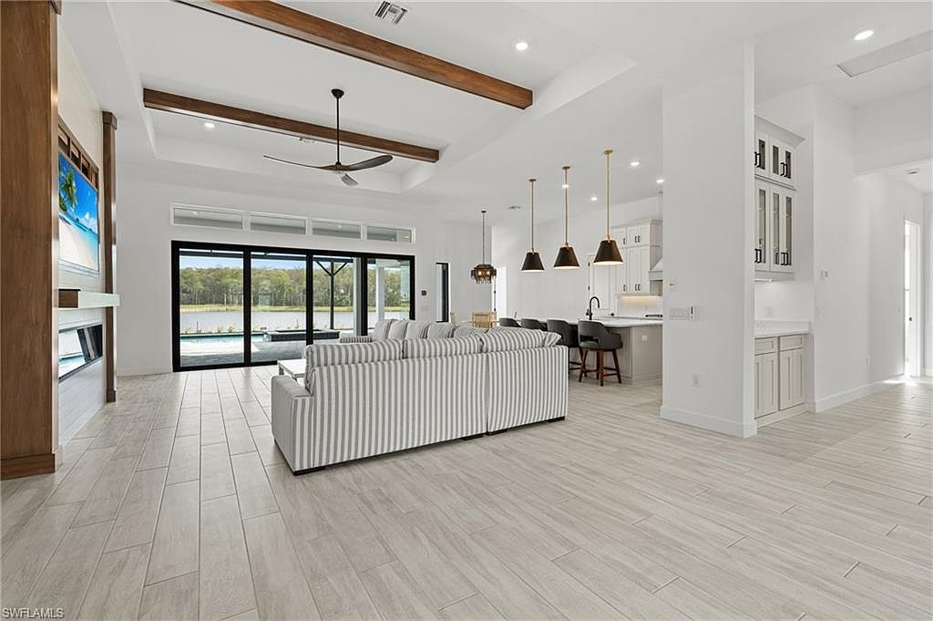 15428 Turin Dr Naples, FL 34114 - Thumbnail 4