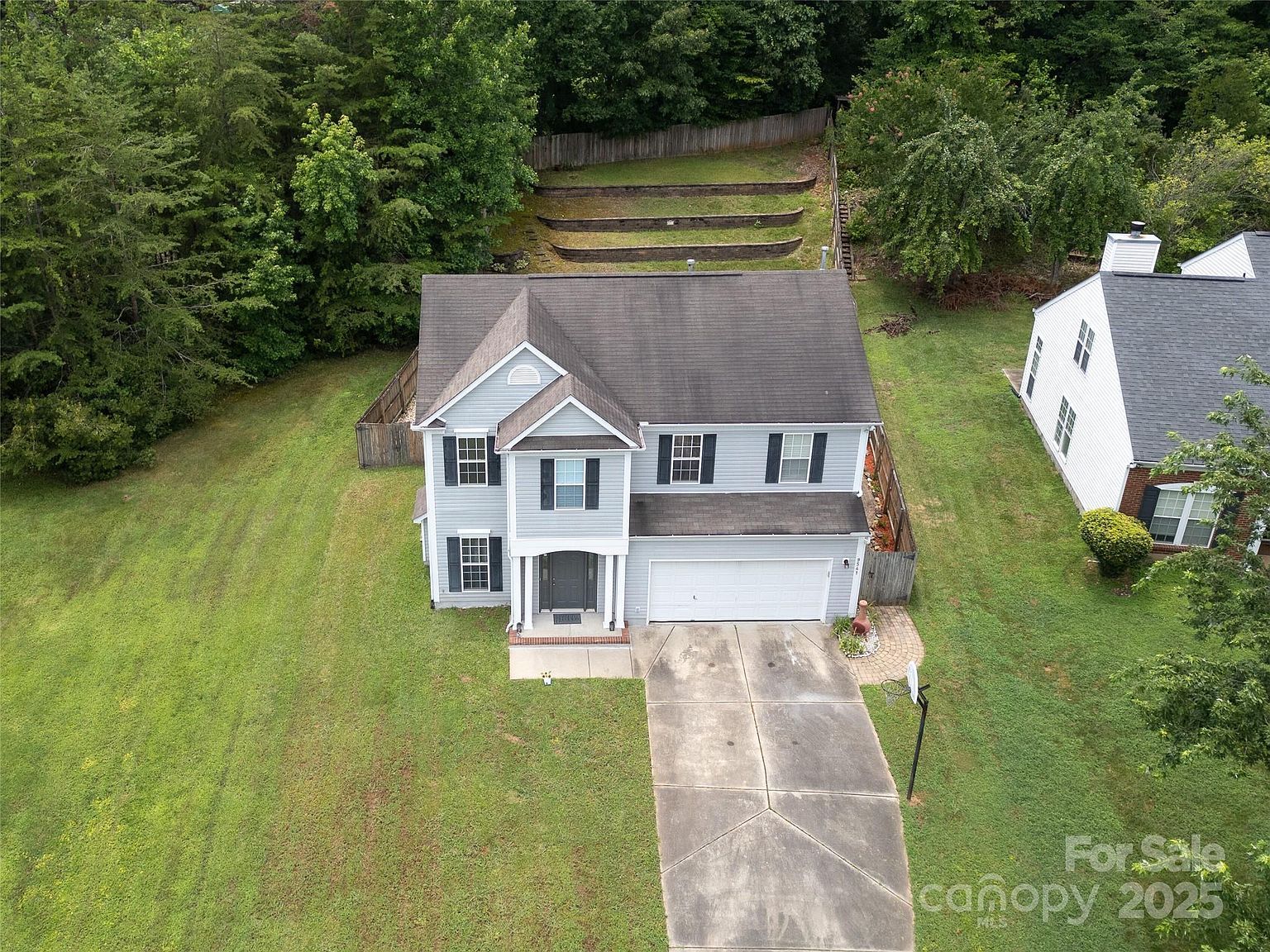 9541 Green Apple Dr Charlotte, NC 28215 - Thumbnail 4