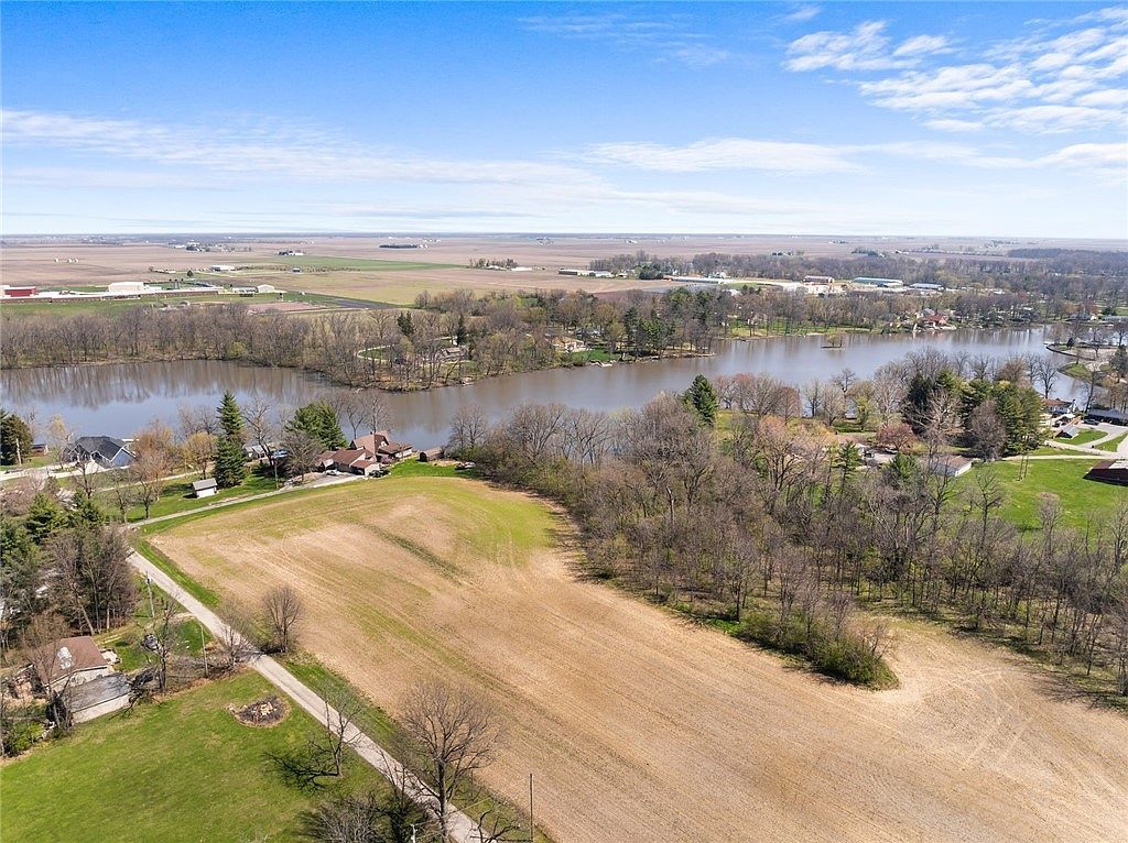 None Paris, IL 61944 - Thumbnail 4