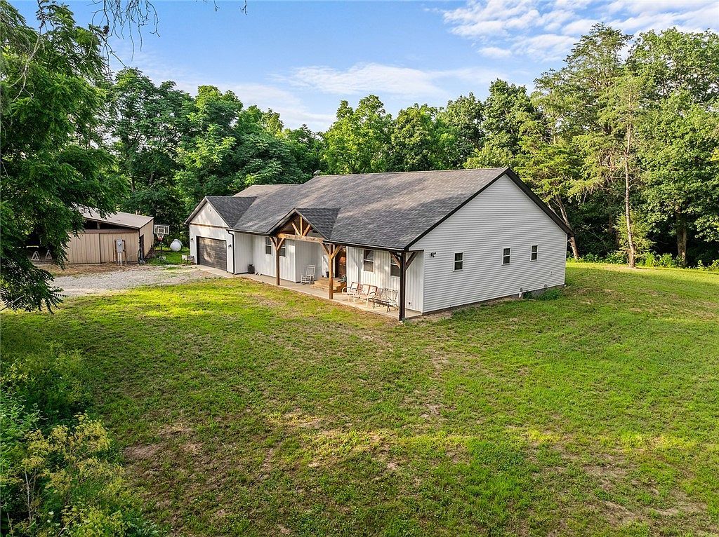 25760 E 1750th Rd Marshall, IL 62441 - Thumbnail 4