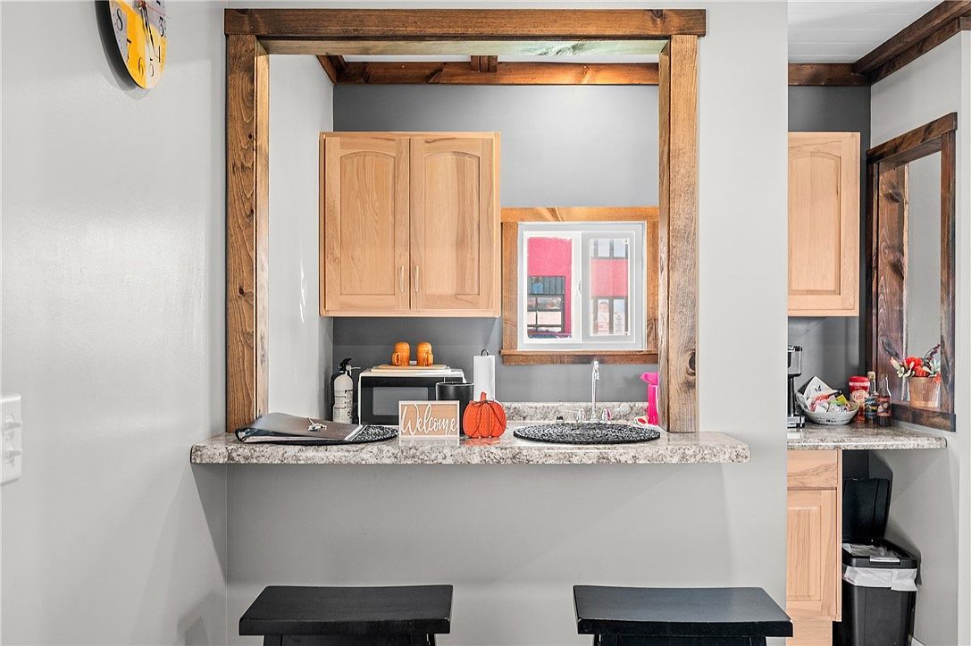 10 W Alabama Ave Casey, IL 62420 - Thumbnail 4