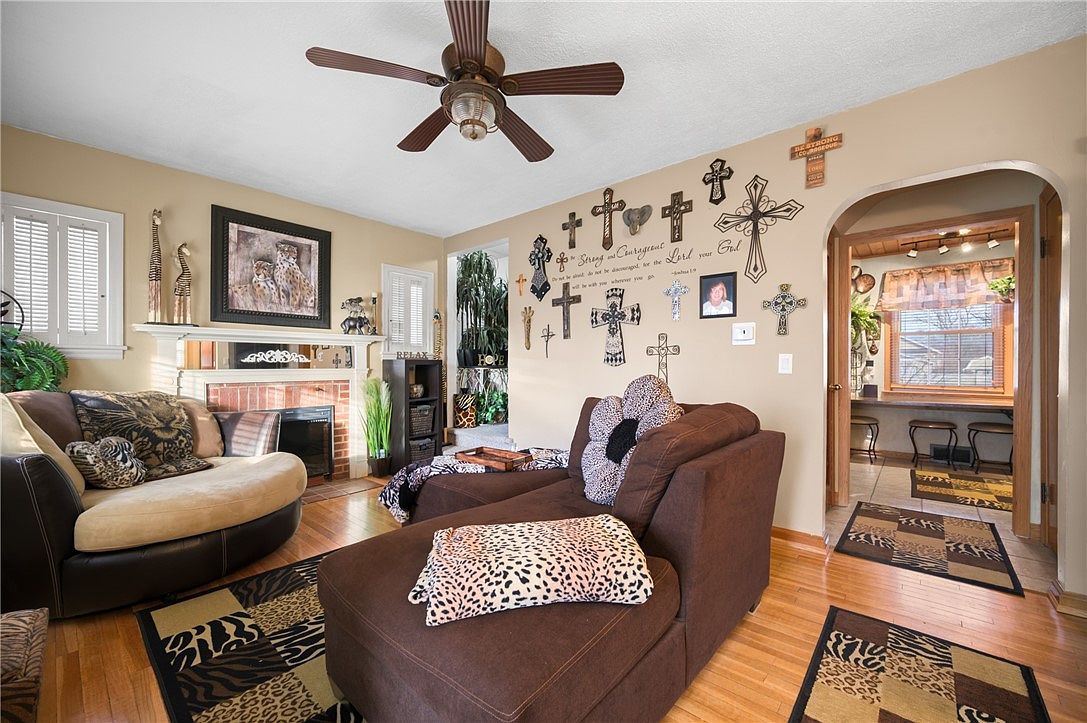 1608 S Main St Paris, IL 61944 - Thumbnail 4