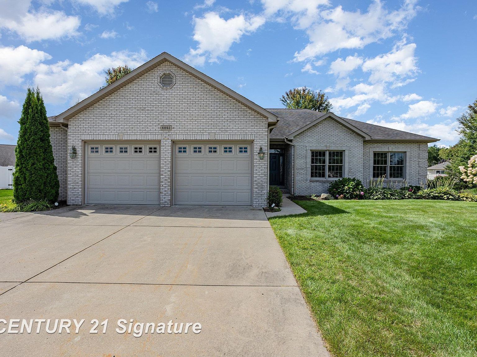 6893 Wild Pine Cir Saginaw, MI 48603 - Thumbnail 4