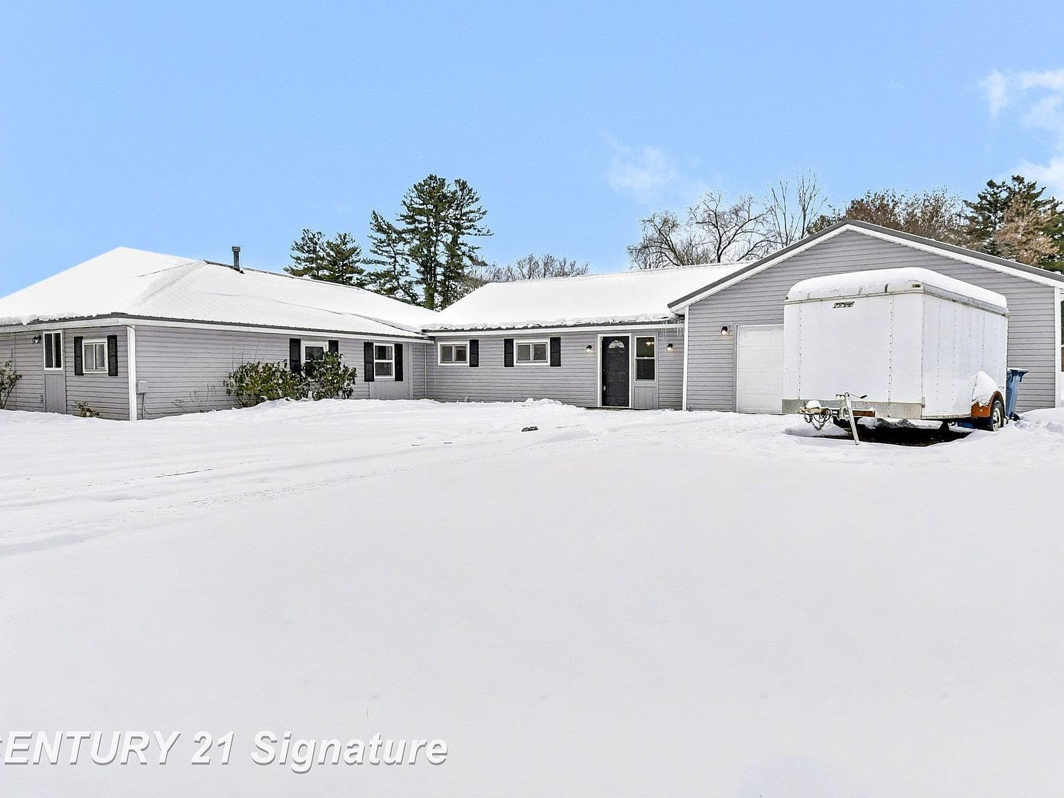 474 W Taylor Dr Sanford, MI 48657 - Thumbnail 4