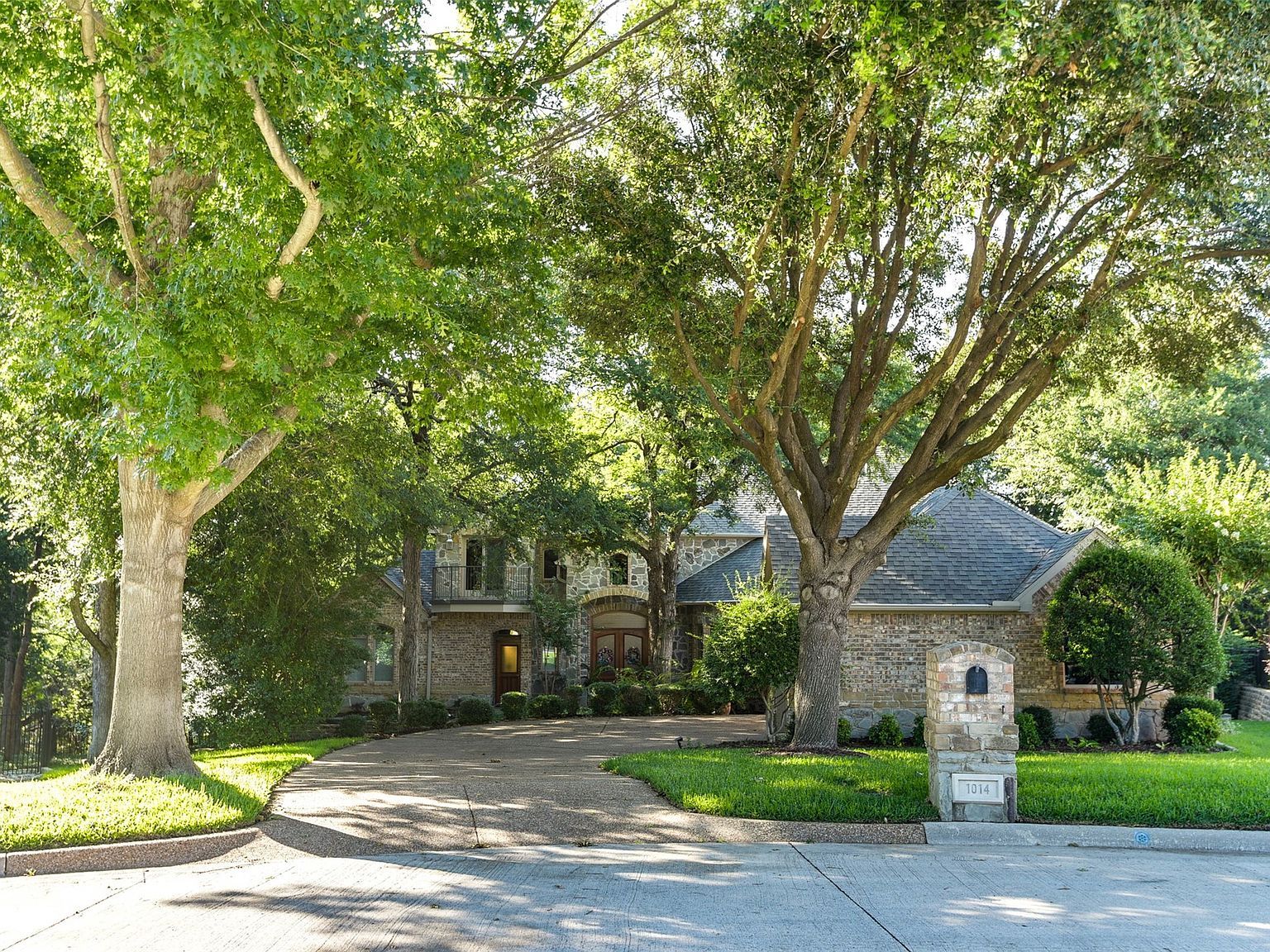 1014 Amanda Dr Mansfield, TX 76063 - Thumbnail 4