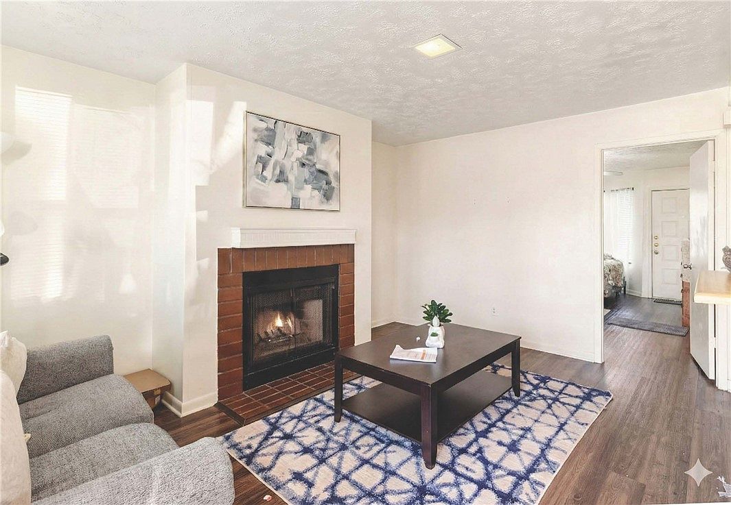 4441 Old College Rd APT 2104 Bryan, TX 77801 - Thumbnail 4