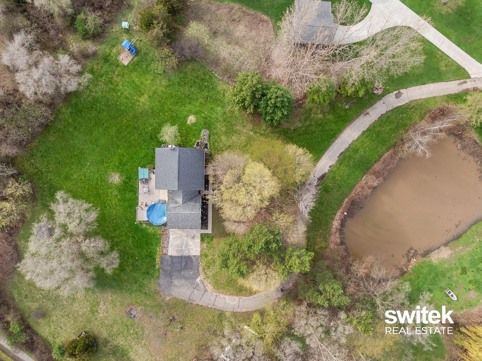 2772 60th St SE Grand Rapids, MI 49508 - Thumbnail 4