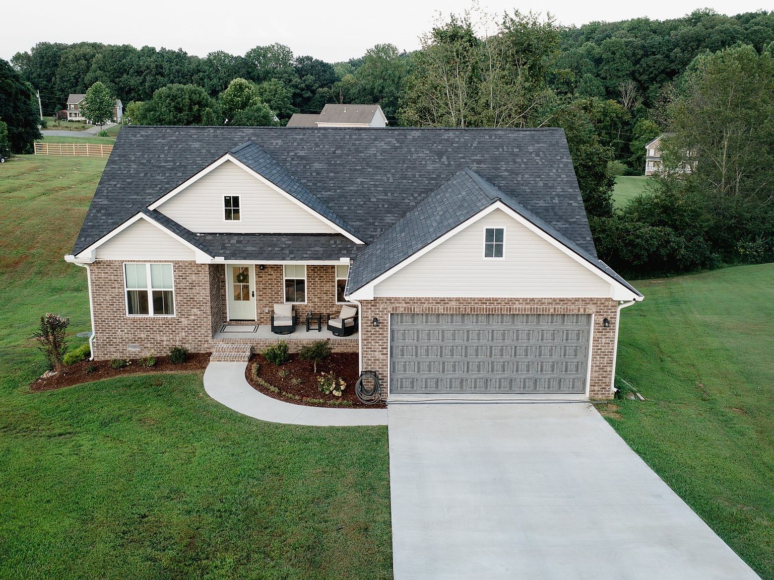 164 Lena Loop Burns, TN 37029 - Thumbnail 4