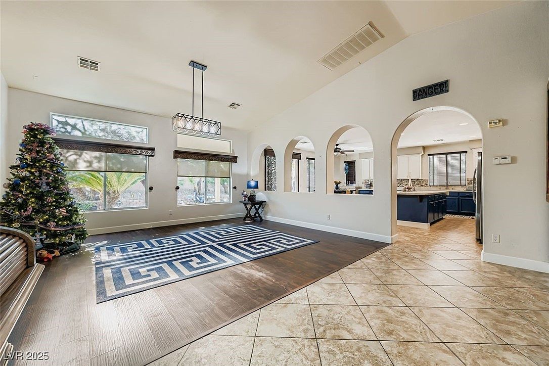 8225 Long Buffalo Ave Las Vegas, NV 89131 - Thumbnail 4