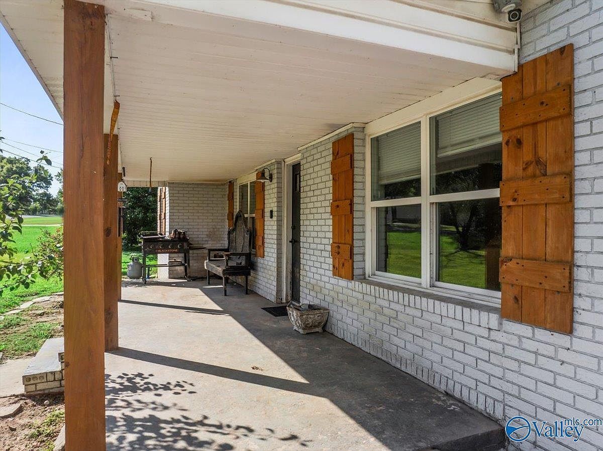 1107 McVille Rd Boaz, AL 35957 - Thumbnail 4