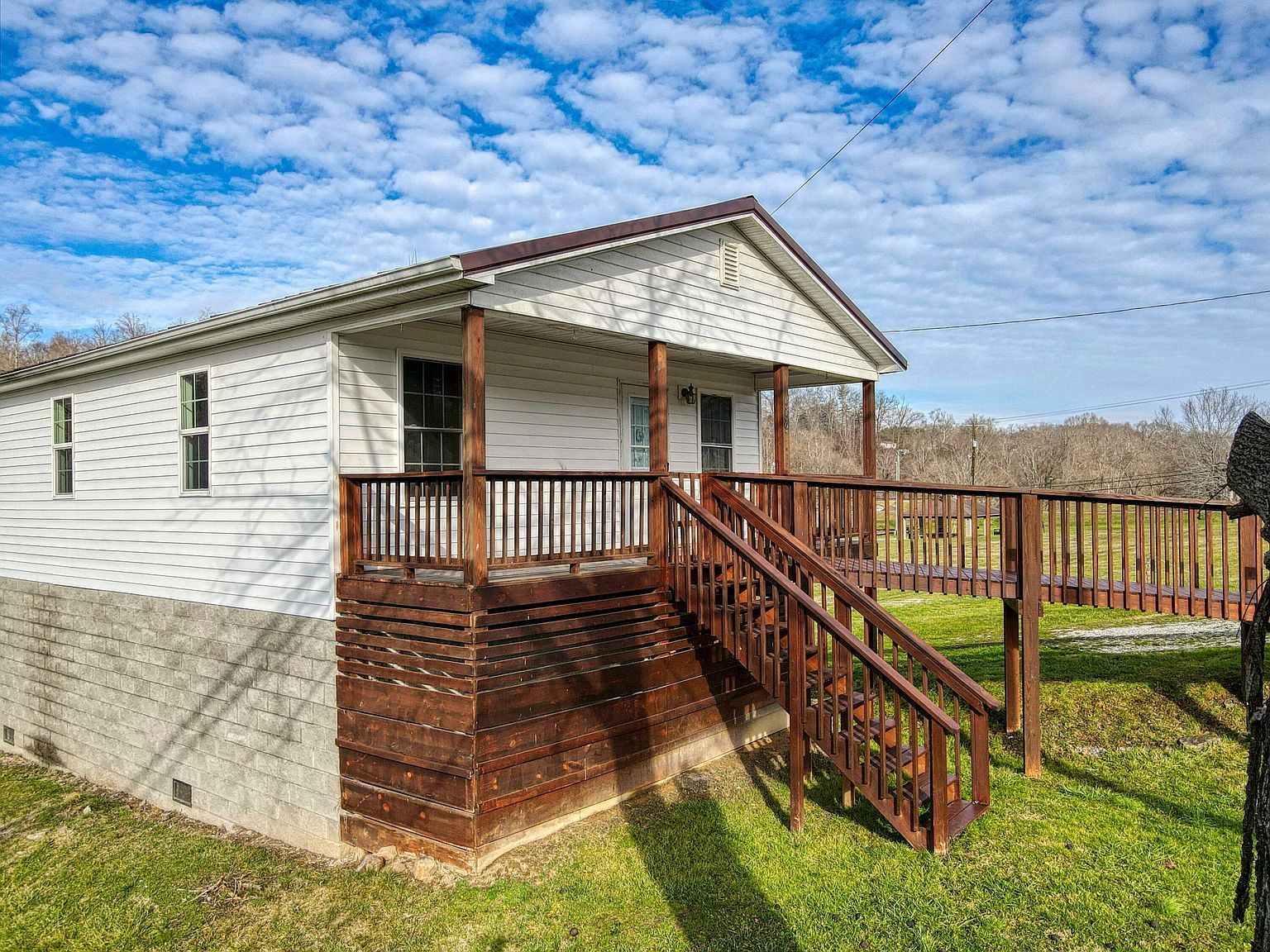 559 Riverside Dr West Liberty, KY 41472 - Thumbnail 4