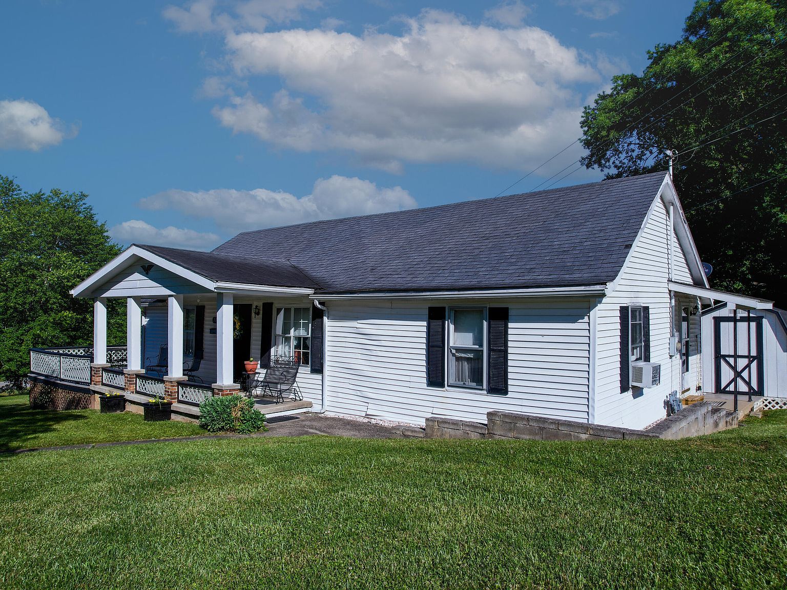 1190 Liberty Rd West Liberty, KY 41472 - Thumbnail 4