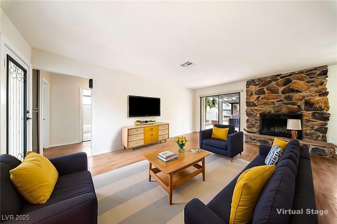 3135 La Mesa Dr Henderson, NV 89014 - Thumbnail 4