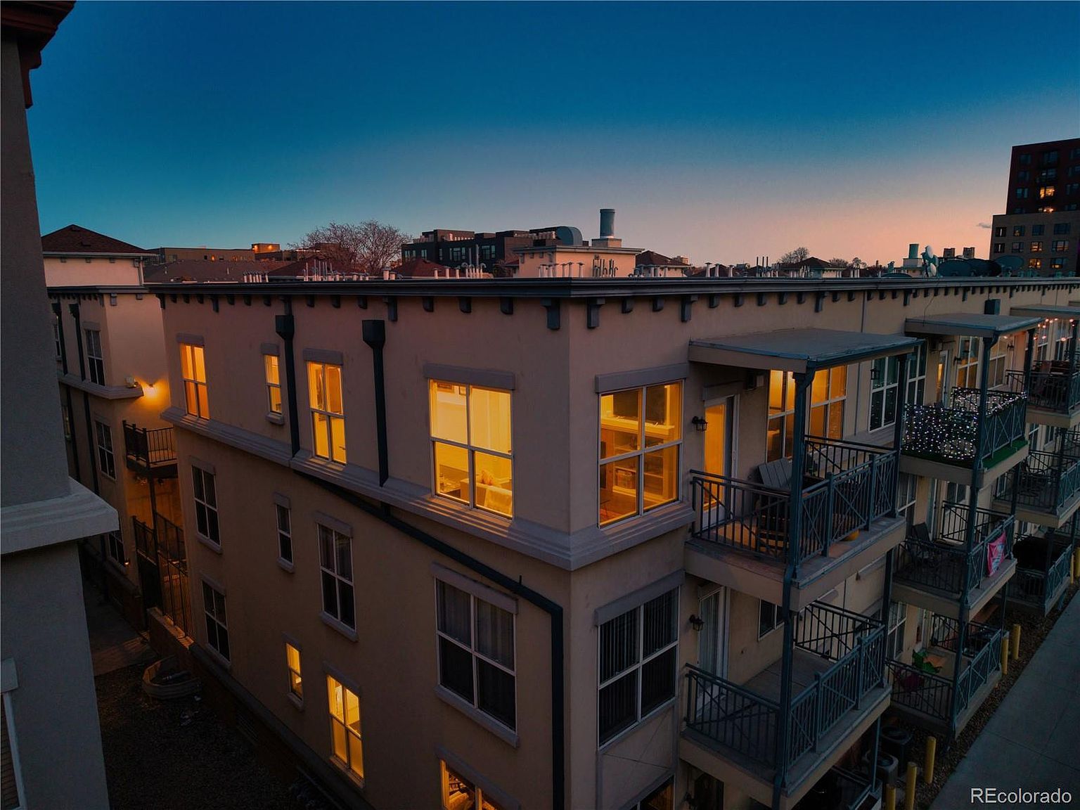 1747 N Pearl St APT 305 Denver, CO 80203 - Thumbnail 4