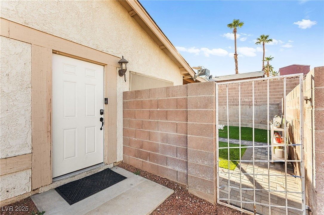 3929 Calle Esquina Las Vegas, NV 89103 - Thumbnail 4