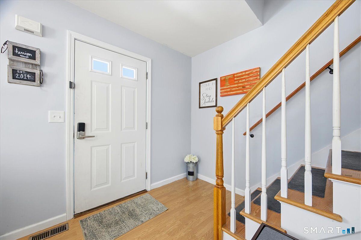 76 Alice Street Ext Norwich, CT 06360 - Thumbnail 4