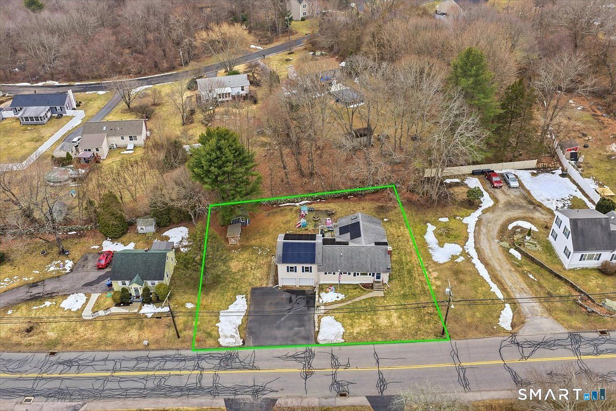 40 Kenyon Rd Waterford, CT 06385 - Thumbnail 4