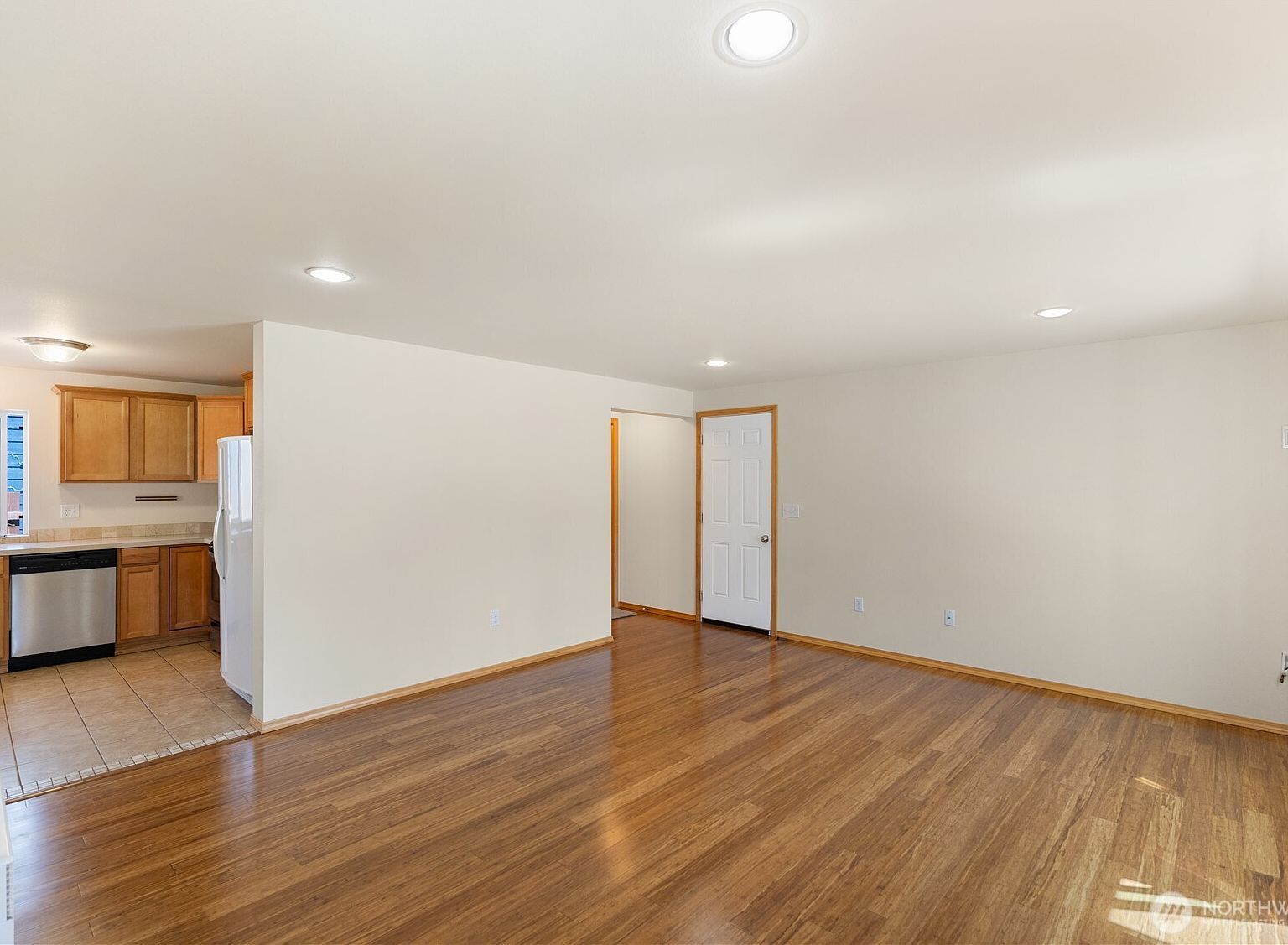 408 Eddy Ct Port Townsend, WA 98368 - Thumbnail 4