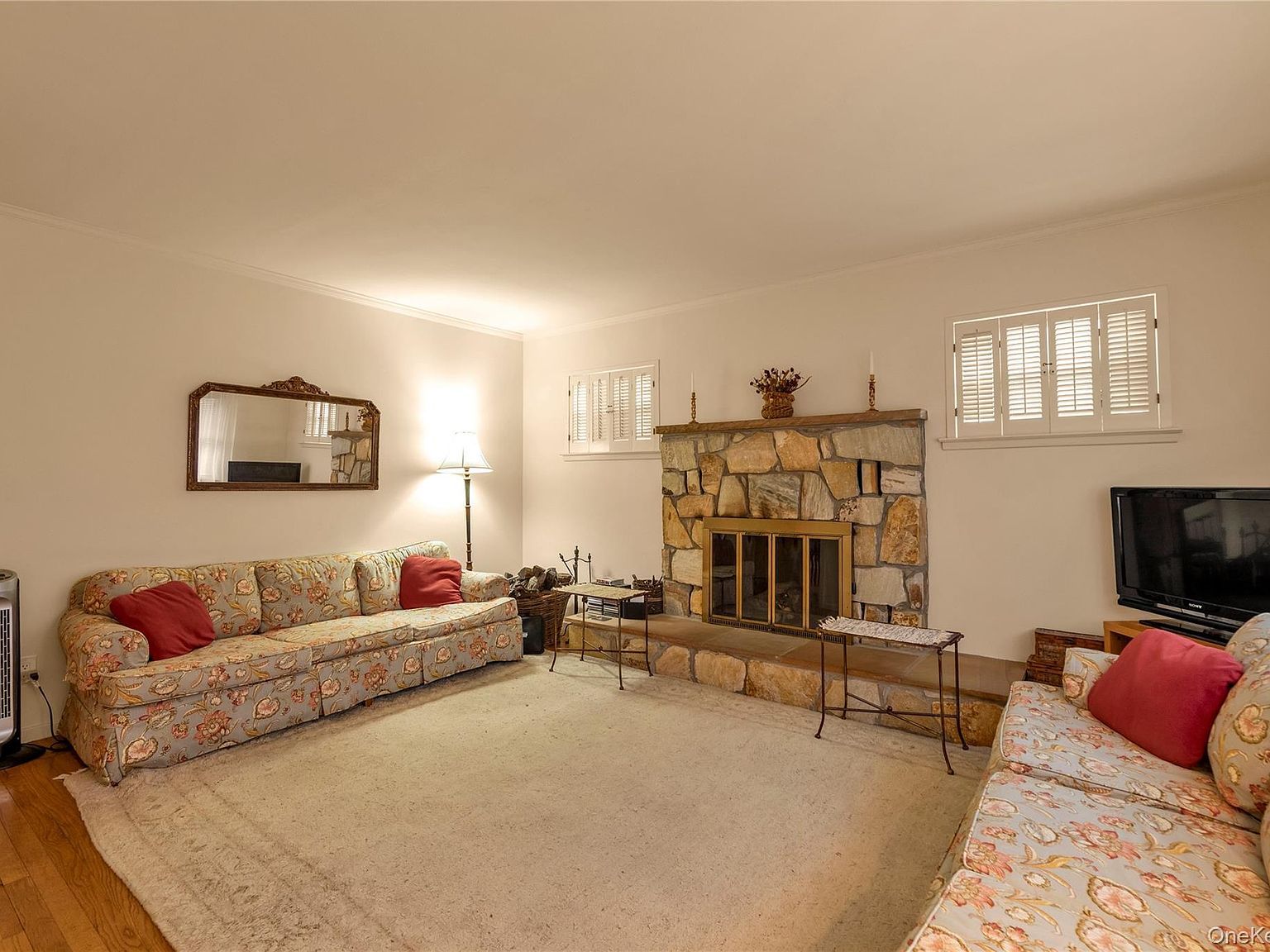 133 Judith Ln Valley Stream, NY 11580 - Thumbnail 4