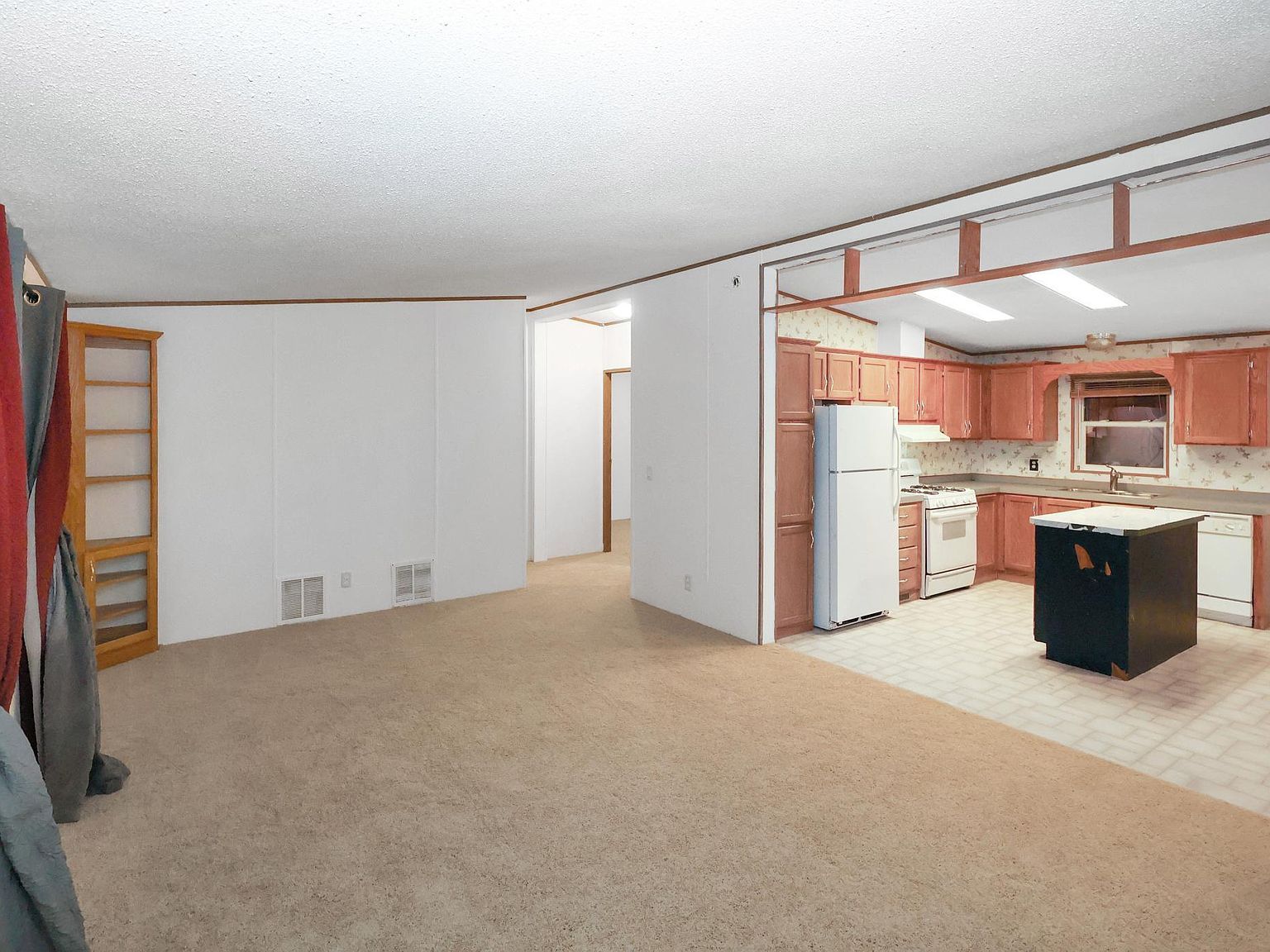 115 Apache St #B Princeton, MN 55371 - Thumbnail 4