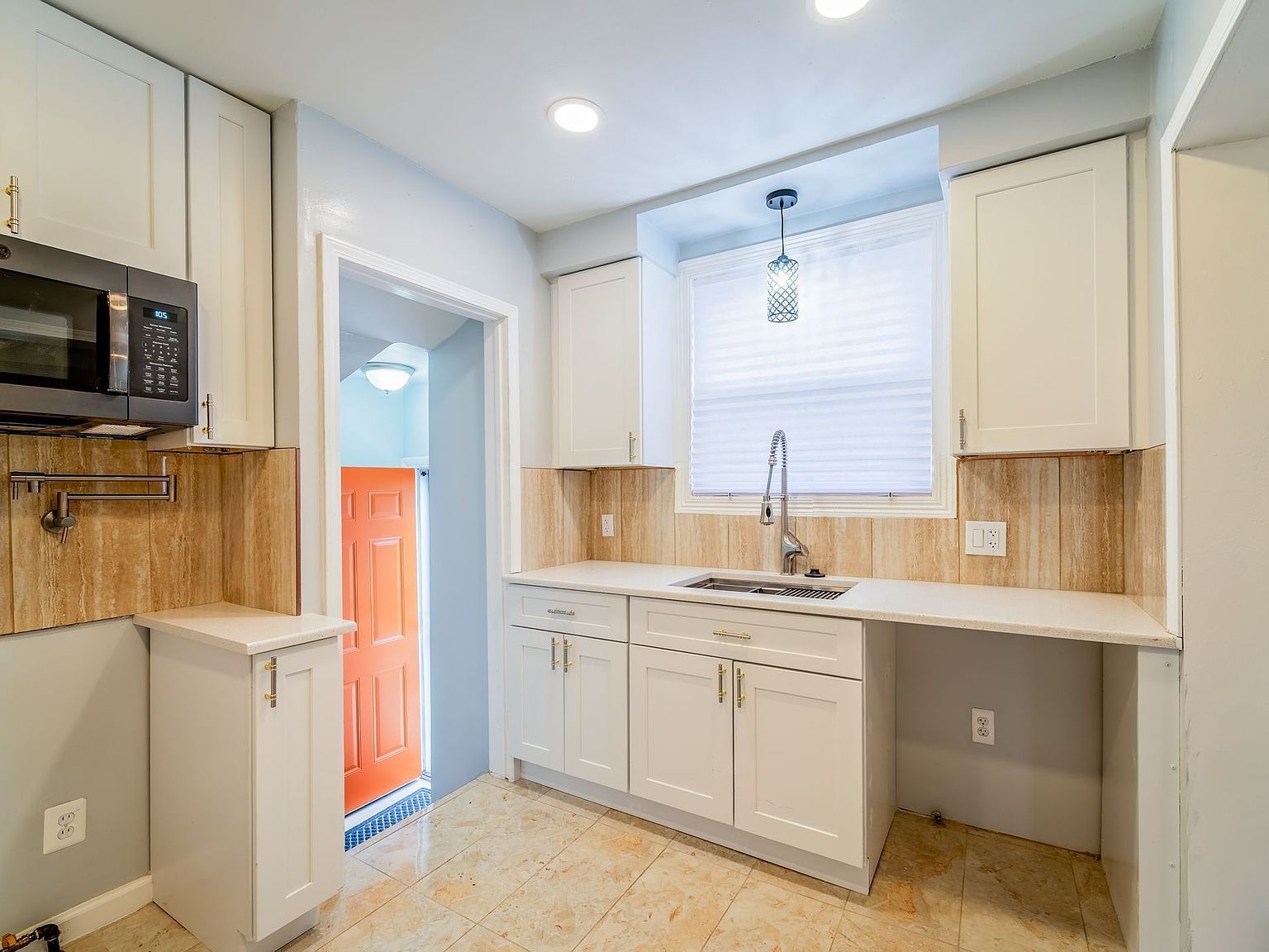 17228 Stout St Detroit, MI 48219 - Thumbnail 4