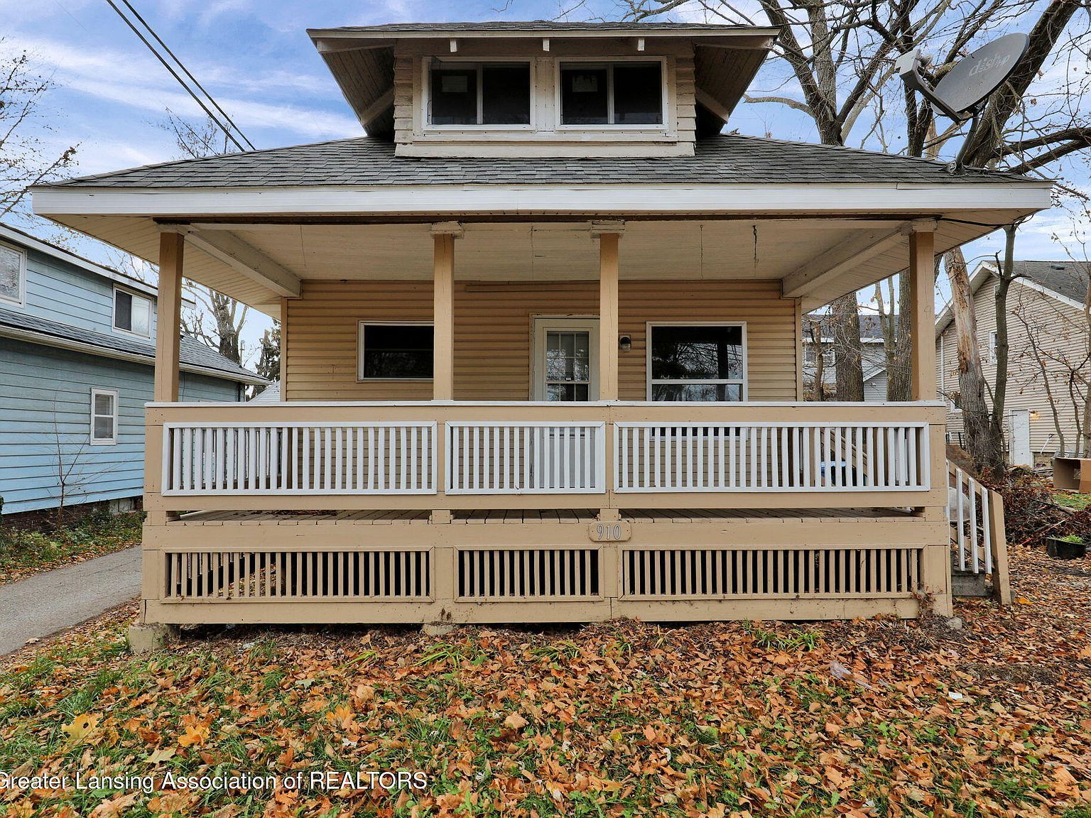 910 S Holmes St Lansing, MI 48912 - Thumbnail 4