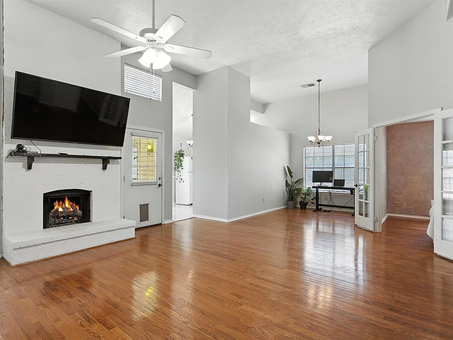 704 Timberbend Trl Allen, TX 75002 - Thumbnail 4