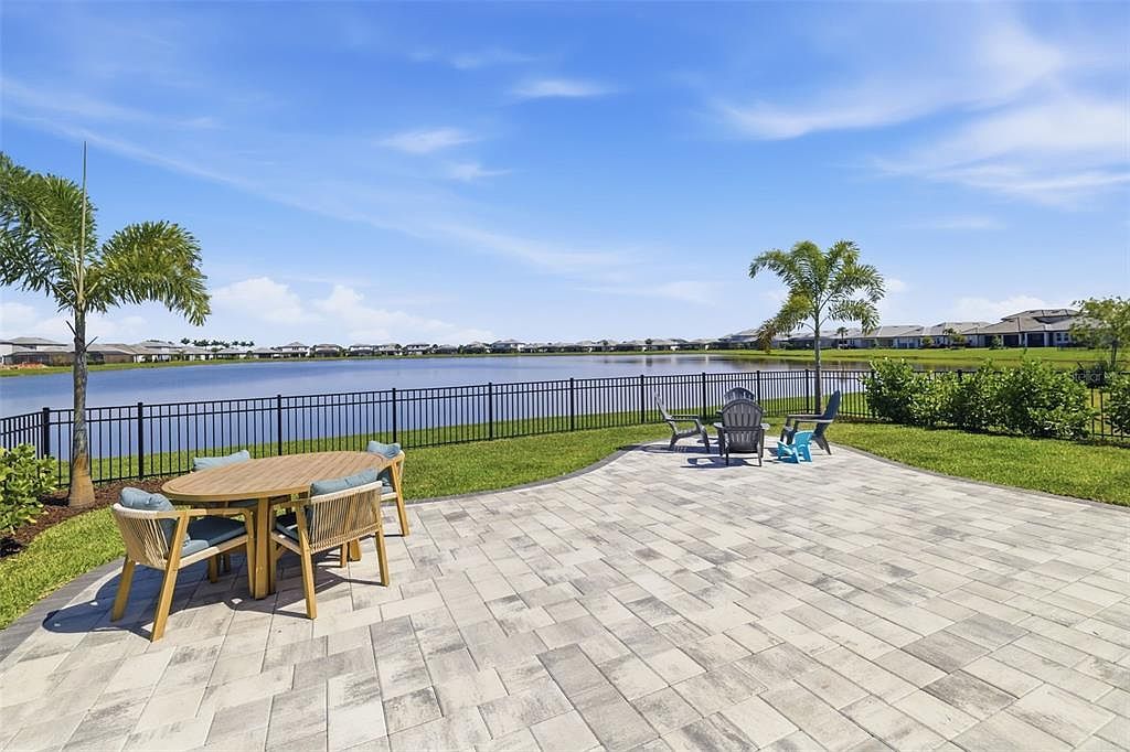 17237 Savory Mist Cir Bradenton, FL 34211 - Thumbnail 4