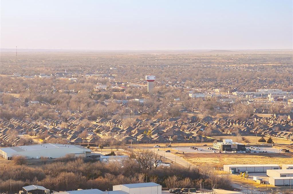E Lily Ln Lot 8 Mustang, OK 73064 - Thumbnail 4
