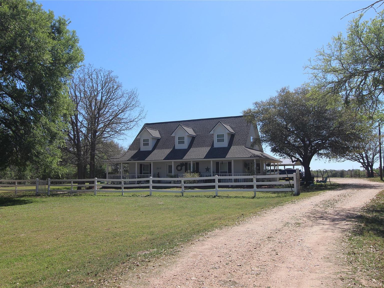 8575 Schuster Rd Nechanitz, TX 78946 - Thumbnail 4